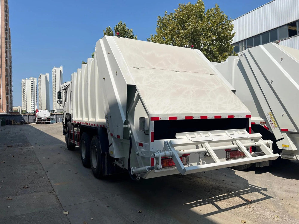 HOWO 6X4 Garbage Compactor Truck - My Store