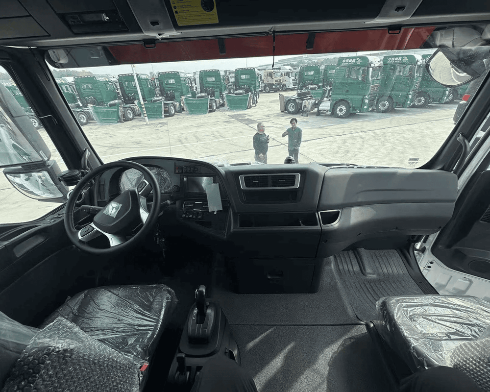 SITRAK 4x2 TRACTOR - AUTOMATIC GEARBOX - Cnhtctruck