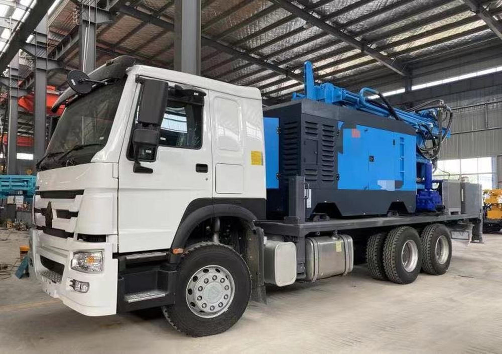 HOWO 6x4 water well drilling truck
HOWO 6x4 geological drilling truck