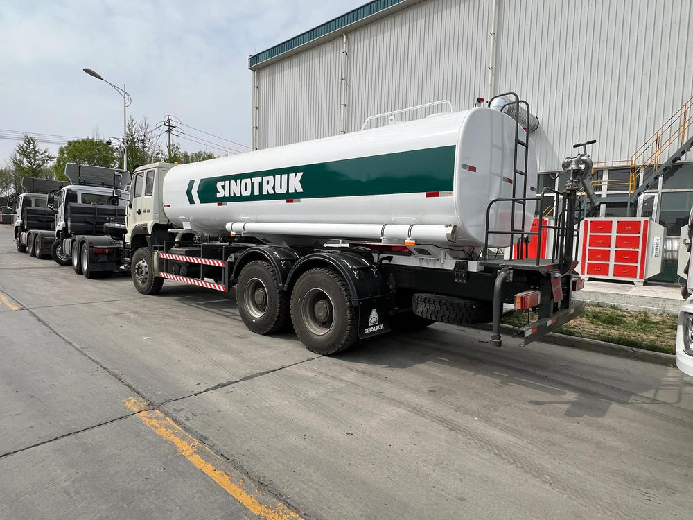HOWO - NX 6X4 Water Sprinkler Truck - Cnhtctruck
